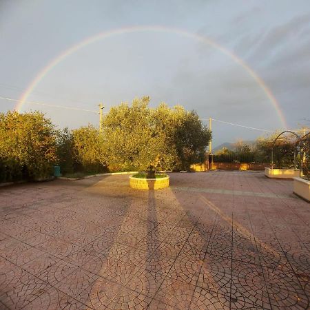 Lisandro Wine Resort Apartments Caserta Castel Campagnano Extérieur photo