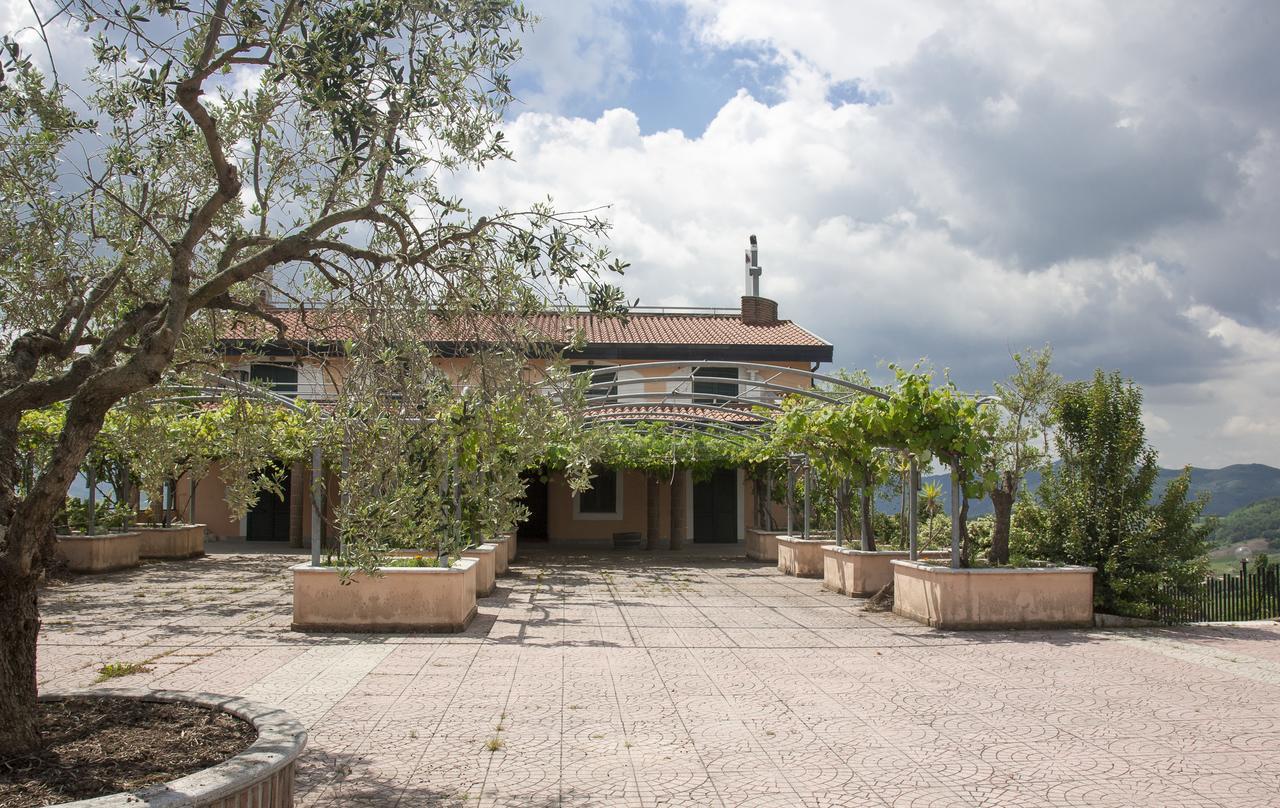 Lisandro Wine Resort Apartments Caserta Castel Campagnano Extérieur photo